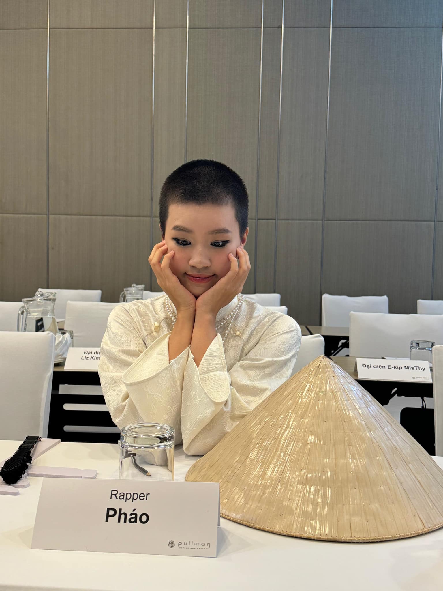 Nhã Phương bị chỉ trích